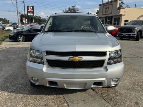 Used 2012 Chevrolet Suburban LT w/ Luxury Package image 2