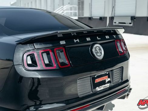 Used 2013 Ford Mustang Shelby GT500 RWD image 28