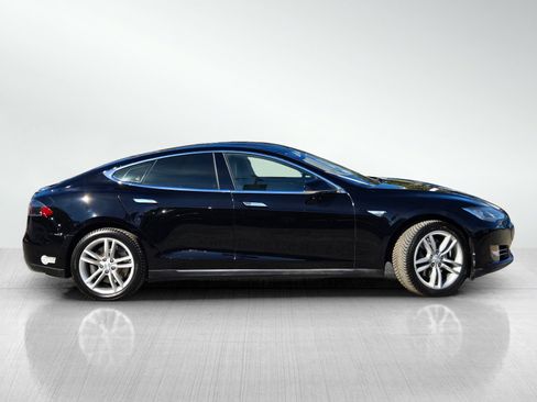 Used 2012 Tesla Model S Signature Performance image 3