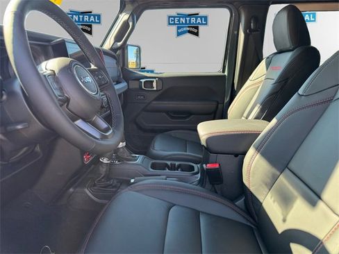 New 2025 Jeep Wrangler Rubicon image 9
