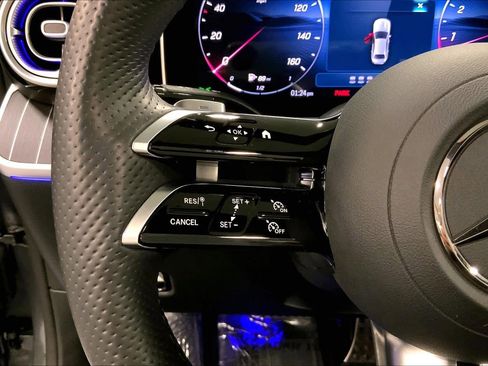 Used 2025 Mercedes-Benz C 300 Sedan image 22