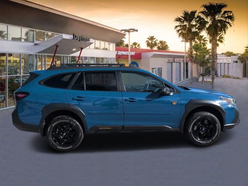 Used 2022 Subaru Outback Wilderness w/ Wilderness Package image 2