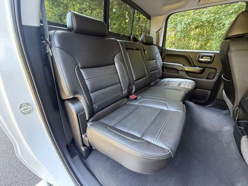 Used 2019 GMC Sierra 2500 Denali w/ LPO, Protection Package AWD/4WD image 36