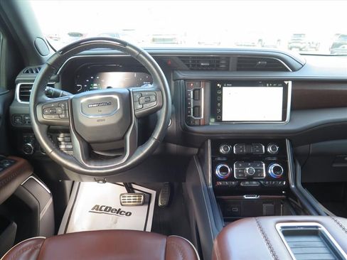 Used 2024 GMC Yukon Denali Ultimate image 22