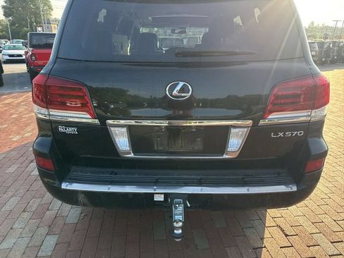 Used 2015 Lexus LX 570 4WD image 9