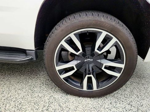 Used 2019 Chevrolet Tahoe LT w/ RST Edition AWD/4WD image 9