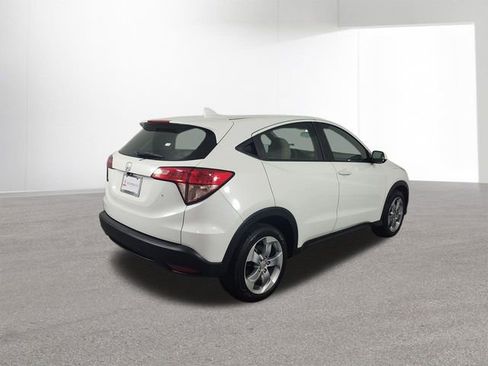 Used 2017 Honda HR-V LX image 33