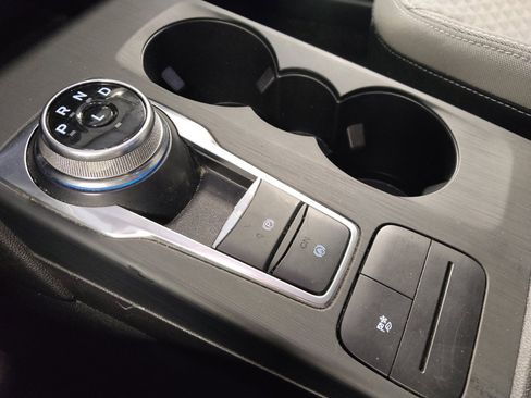 Used 2022 Ford Escape SE image 26