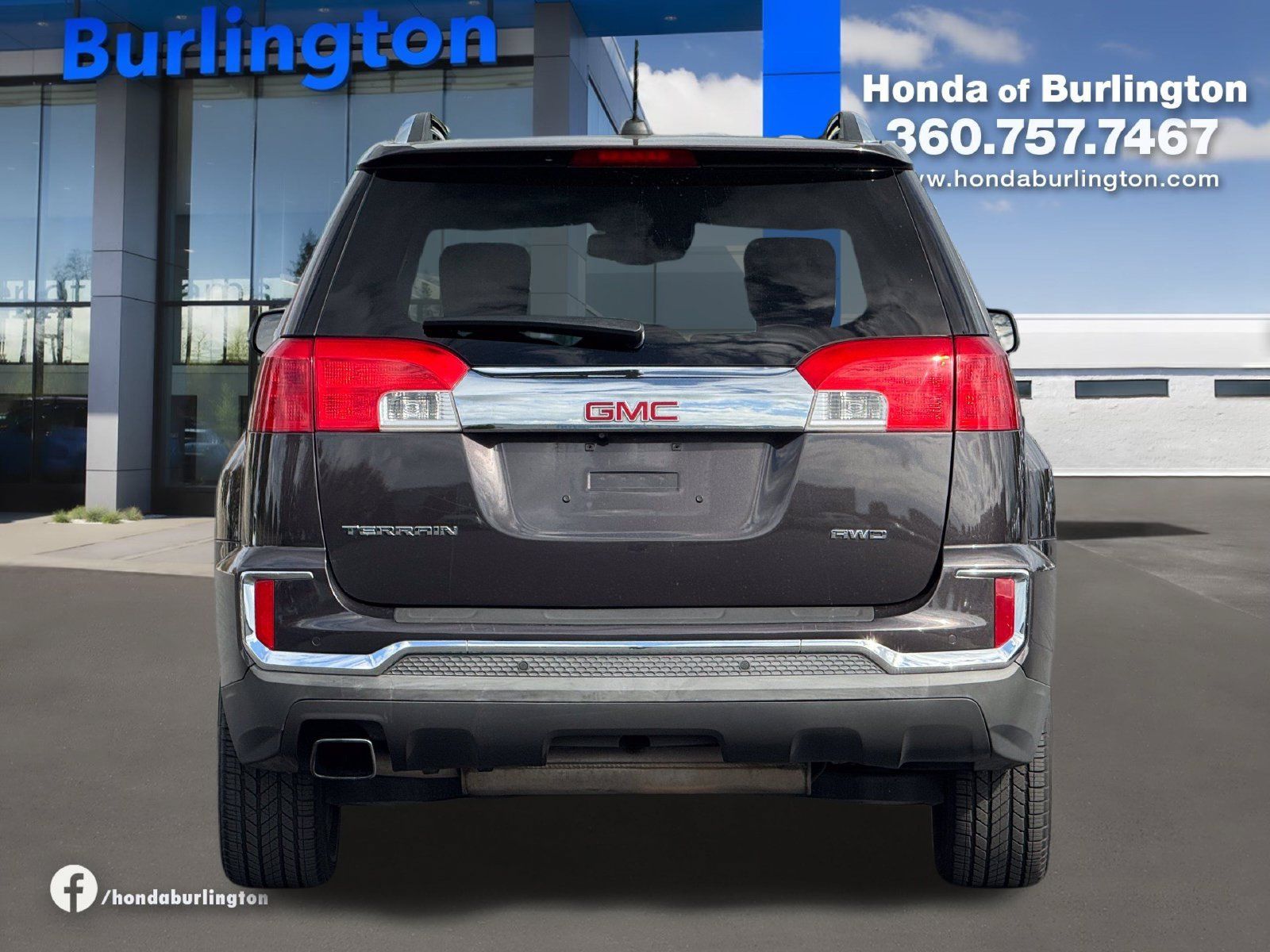 Used 2016 GMC Terrain SLT w/ Open Road Package AWD/4WD image 5