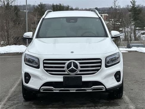 Used 2025 Mercedes-Benz GLB 250 4MATIC image 22