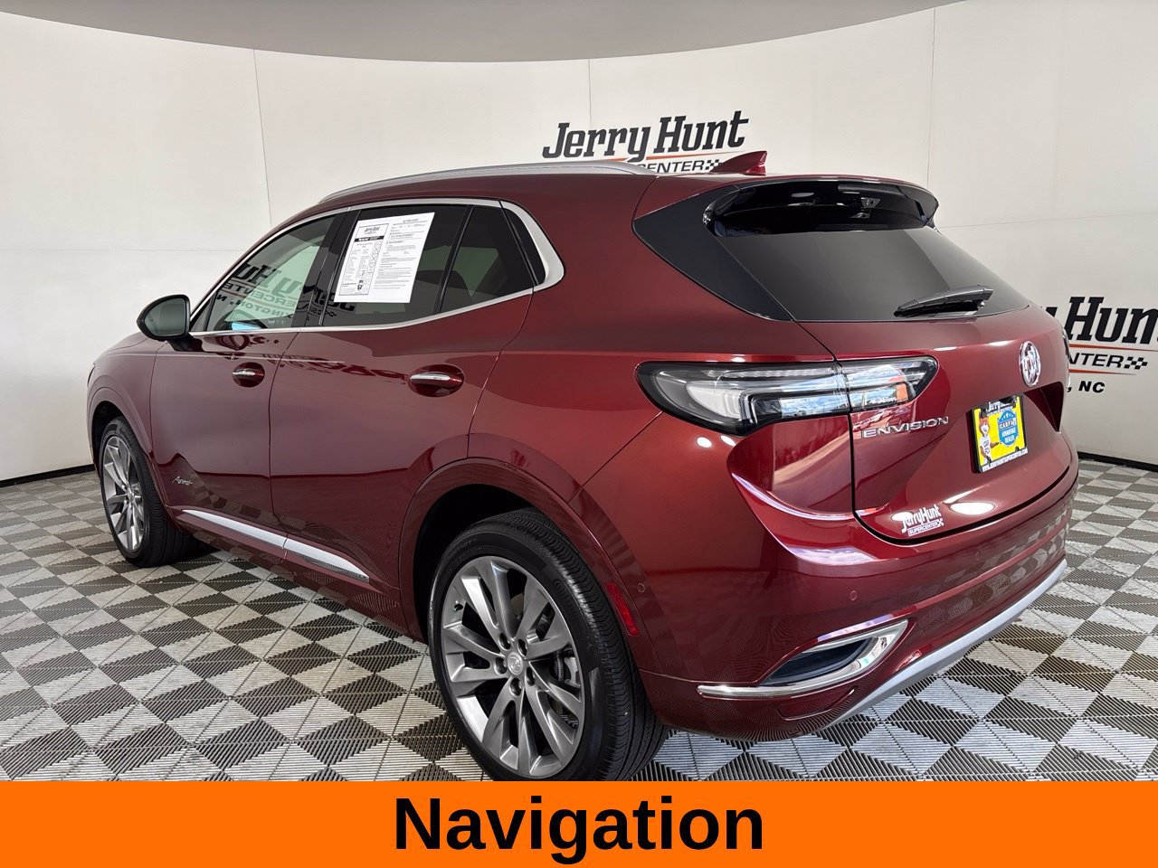 Used 2021 Buick Envision Avenir w/ Technology Package II AWD/4WD image 8