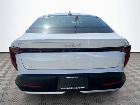 New 2026 Kia K4 LXS image 5