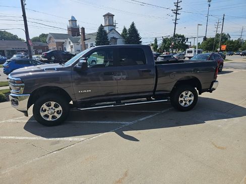 Used 2026 RAM 2500 Big Horn AWD/4WD image 10