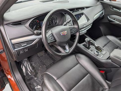 Used 2019 Cadillac XT4 Premium Luxury FWD image 10