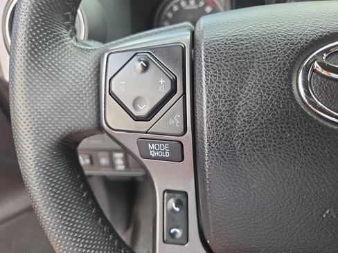 Certified 2021 Toyota Tacoma TRD Sport AWD/4WD image 27