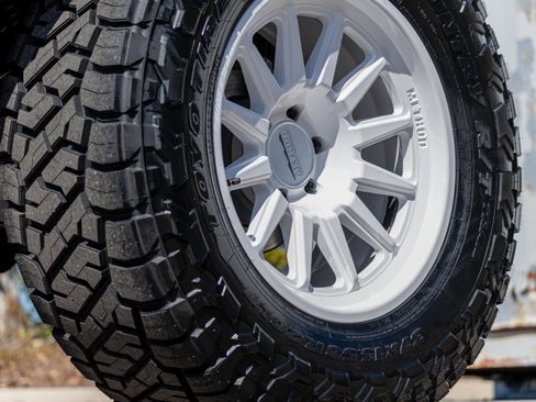 New 2025 Ford Bronco Heritage Edition image 28