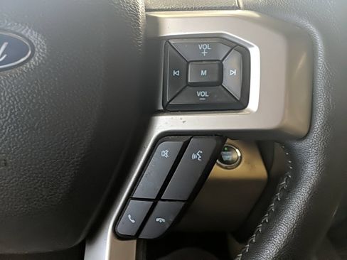 Used 2017 Ford F150 Lariat w/ Equipment Group 502A Luxury AWD/4WD image 21