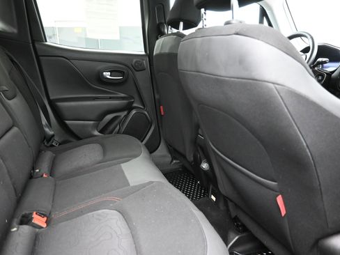 Used 2022 Jeep Renegade Trailhawk w/ Sun/Sound Group AWD/4WD image 22