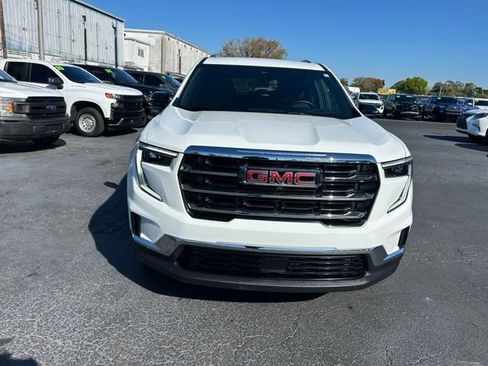 Certified 2025 GMC Acadia Elevation image 2