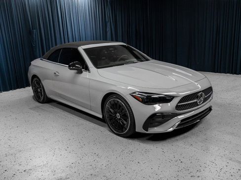 Certified 2026 Mercedes-Benz CLE 300 4MATIC Cabriolet image 5