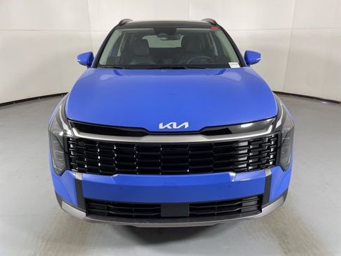 New 2026 Kia Sportage EX w/ EX Panorama Roof Package FWD image 3