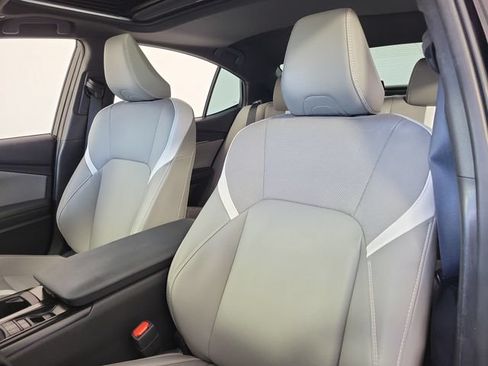 Used 2025 Toyota Camry SE w/ Multimedia Upgrade Package FWD image 20