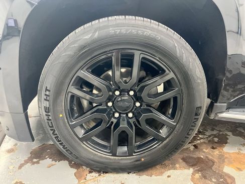 Used 2019 Chevrolet Tahoe Premier AWD/4WD image 29