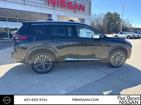 New 2026 Nissan Rogue Platinum image 9