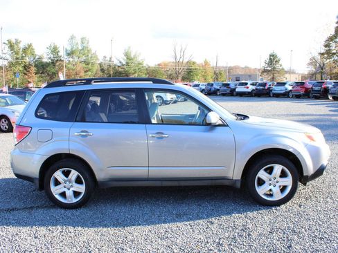 Used 2009 Subaru Forester 2.5X Limited image 6