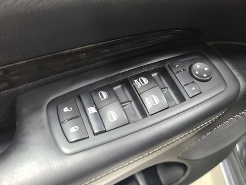 Used 2015 Dodge Durango Citadel w/ Technology Group AWD/4WD image 23