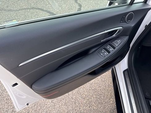 Used 2021 Hyundai Sonata Limited w/ Cargo Package image 12