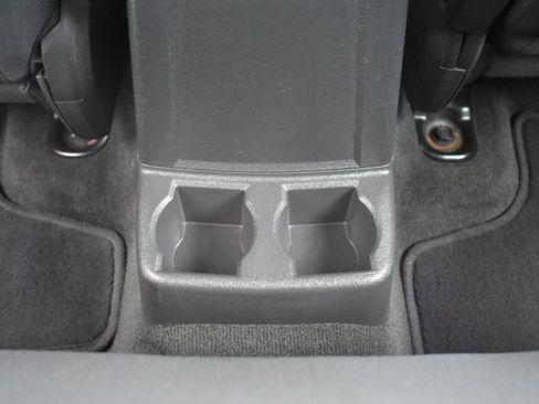 Used 2011 Jeep Liberty Sport AWD/4WD image 29