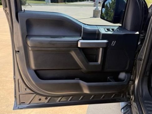 Used 2019 Ford F150 XLT w/ Equipment Group 302A Luxury AWD/4WD image 15