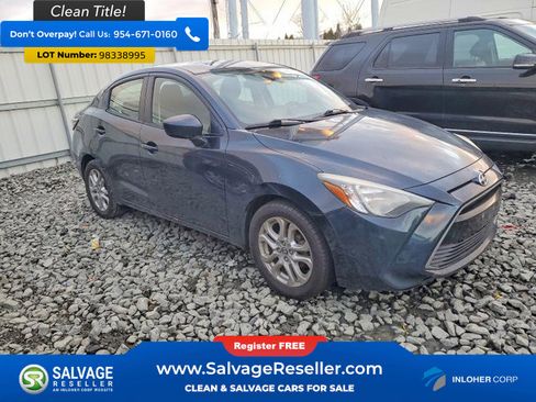 Used 2016 Scion iA FWD image 5