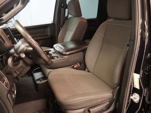 Used 2023 RAM 2500 Tradesman AWD/4WD image 3