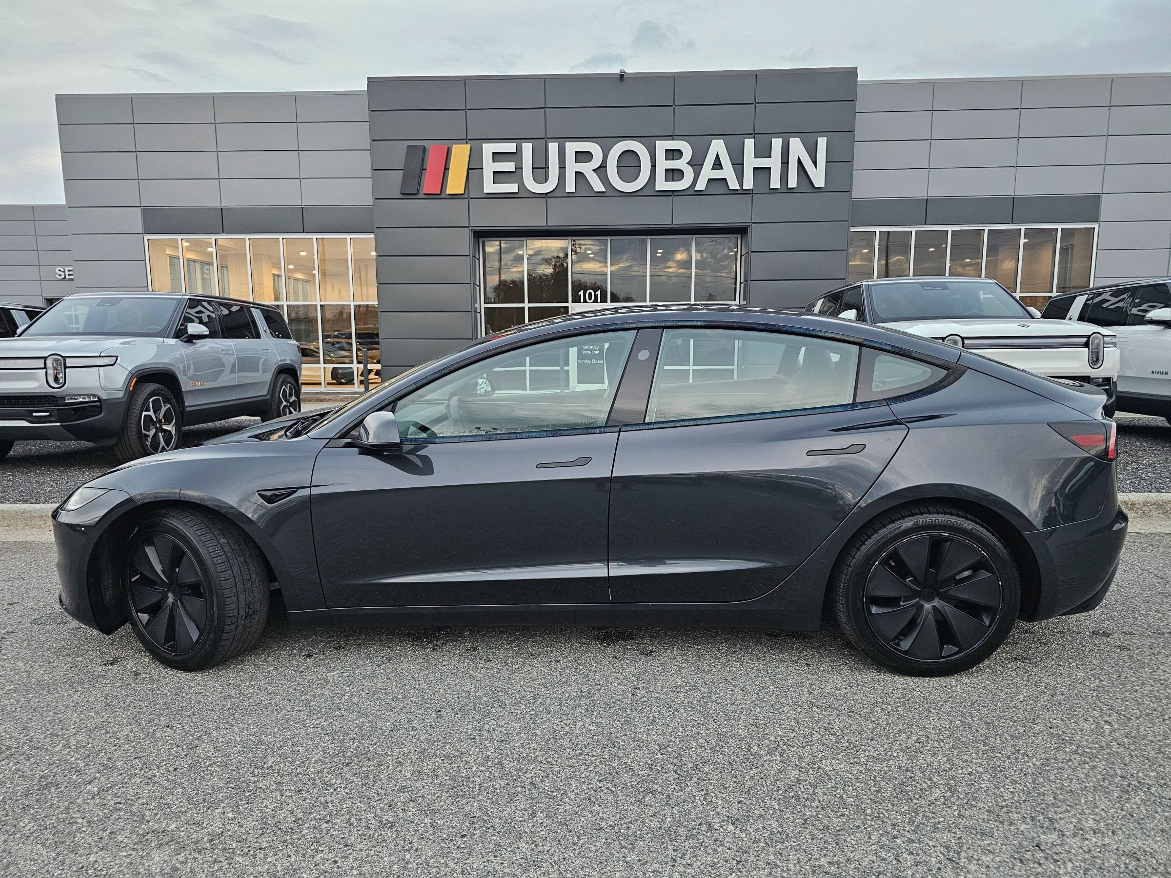 Used 2024 Tesla Model 3 Long Range RWD image 2