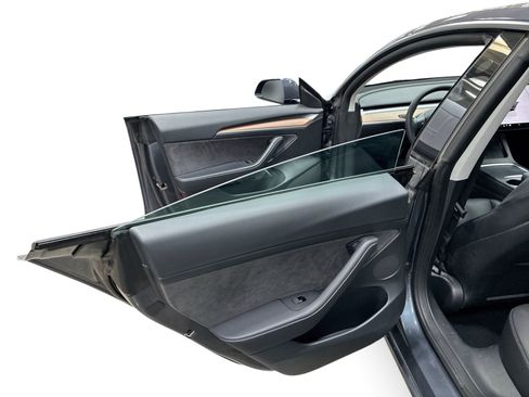 Certified 2023 Tesla Model 3 Standard Range RWD image 10