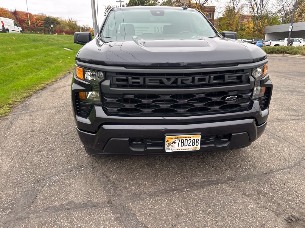 Used 2023 Chevrolet Silverado 1500 Custom w/ LPO, Dark Essentials Package AWD/4WD image 5