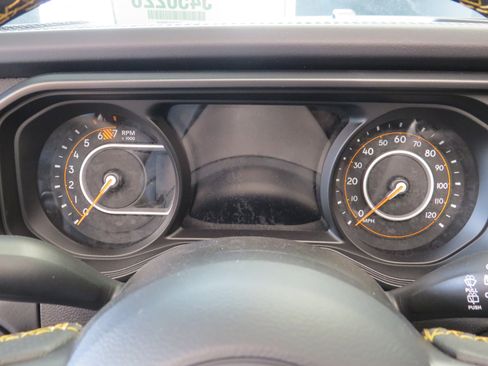 New 2025 Jeep Wrangler Unlimited Rubicon 392 image 26