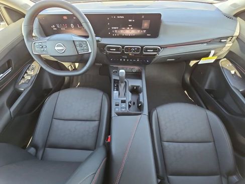 New 2026 Nissan Sentra SR FWD image 20