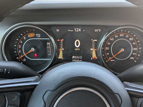 Used 2020 Jeep Wrangler Sport AWD/4WD image 22