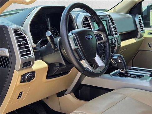 Used 2016 Ford F150 Lariat RWD image 9