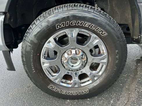 Used 2020 Ford F350 Lariat w/ Lariat Ultimate Package AWD/4WD image 41