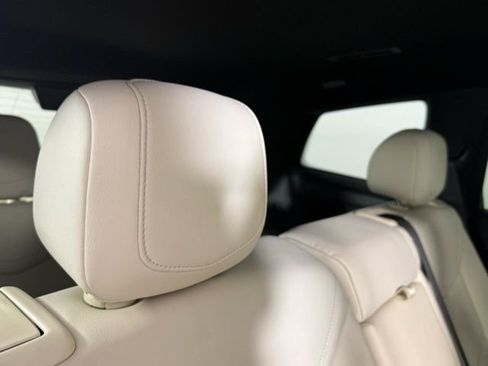 Certified 2023 Cadillac XT6 Sport w/ Technology Package image 31