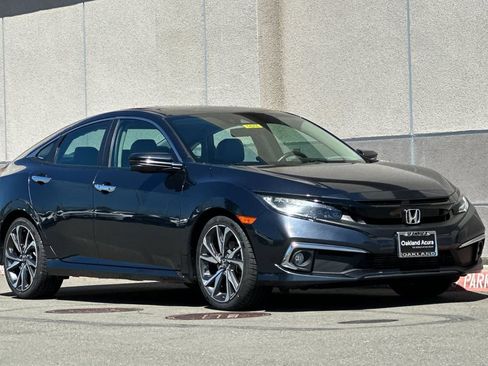 Used 2021 Honda Civic Touring image 2