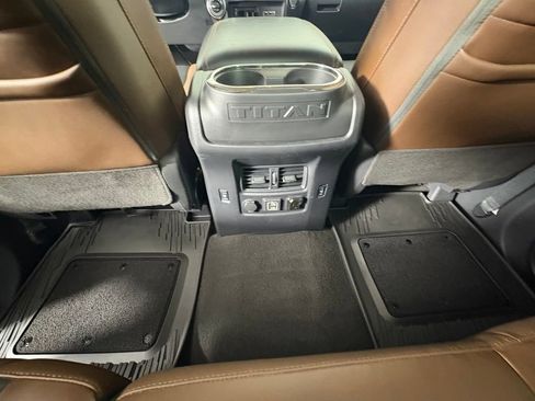Used 2019 Nissan Titan Platinum Reserve w/ Platinum Utility Package AWD/4WD image 28