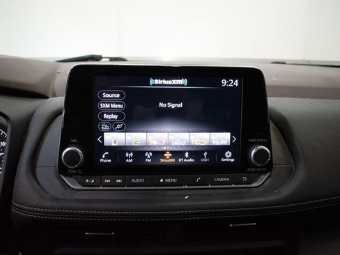 Used 2023 Nissan Rogue SV AWD/4WD image 14