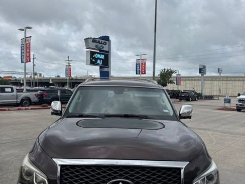 Used 2017 INFINITI QX80 4WD w/ Deluxe Technology Package image 1