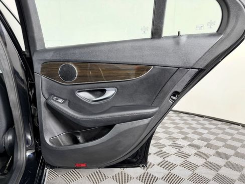 Used 2017 Mercedes-Benz C 300 4MATIC Sedan image 40
