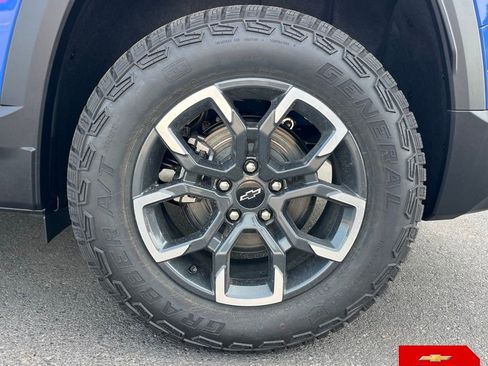 New 2026 Chevrolet Equinox ACTIV w/ Convenience Package III image 35